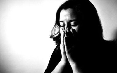 ¿Cuáles son los signos y síntomas comunes de la dependencia en una relación?